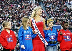 2013 St Jude Kids w Queen - webuse